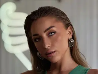 EvaMonroe pictures