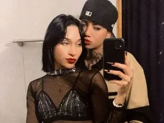 TrixiAndSuki livejasmin